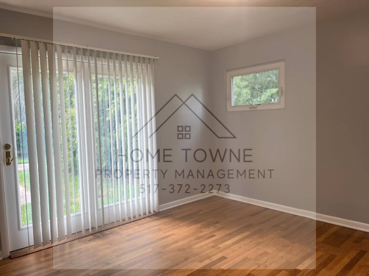 House for rent at 1909 Haslett Rd St, Haslett, MI 48840