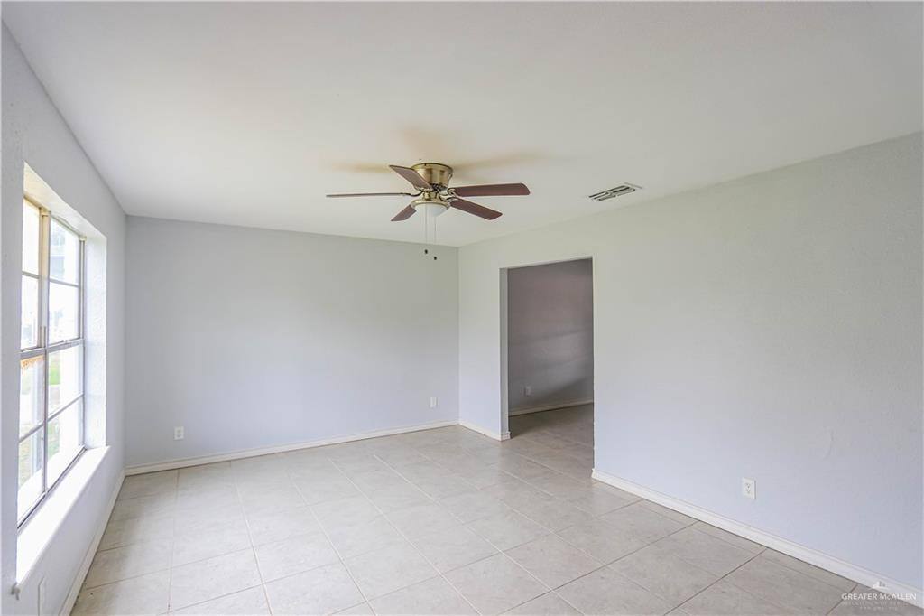 Apartment for rent at 720 E Sugarcane Dr #2, Weslaco, TX 78599
