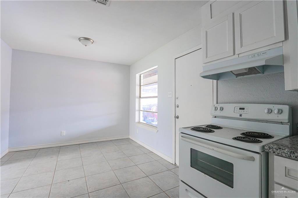 Apartment for rent at 720 E Sugarcane Dr #2, Weslaco, TX 78599
