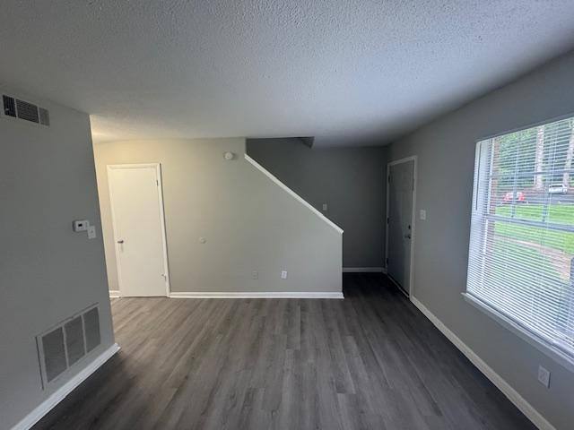 Apartment for rent at 802-806 British Woods Dr #11, Lenoir, NC 28645