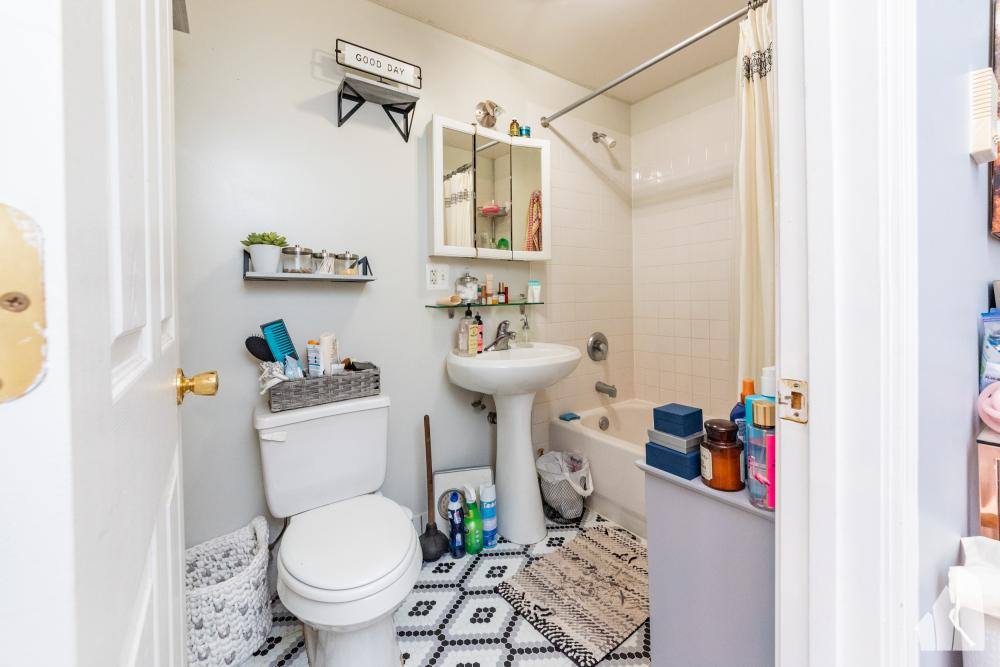 Apartment for rent at 1822 S Bishop St #209, Chicago, IL 60608