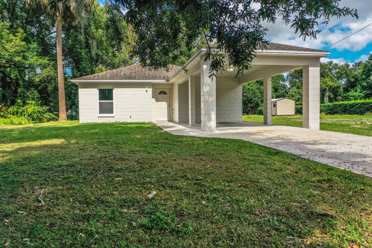 House for rent at 1600 E Hooker St, Bartow, FL 33830