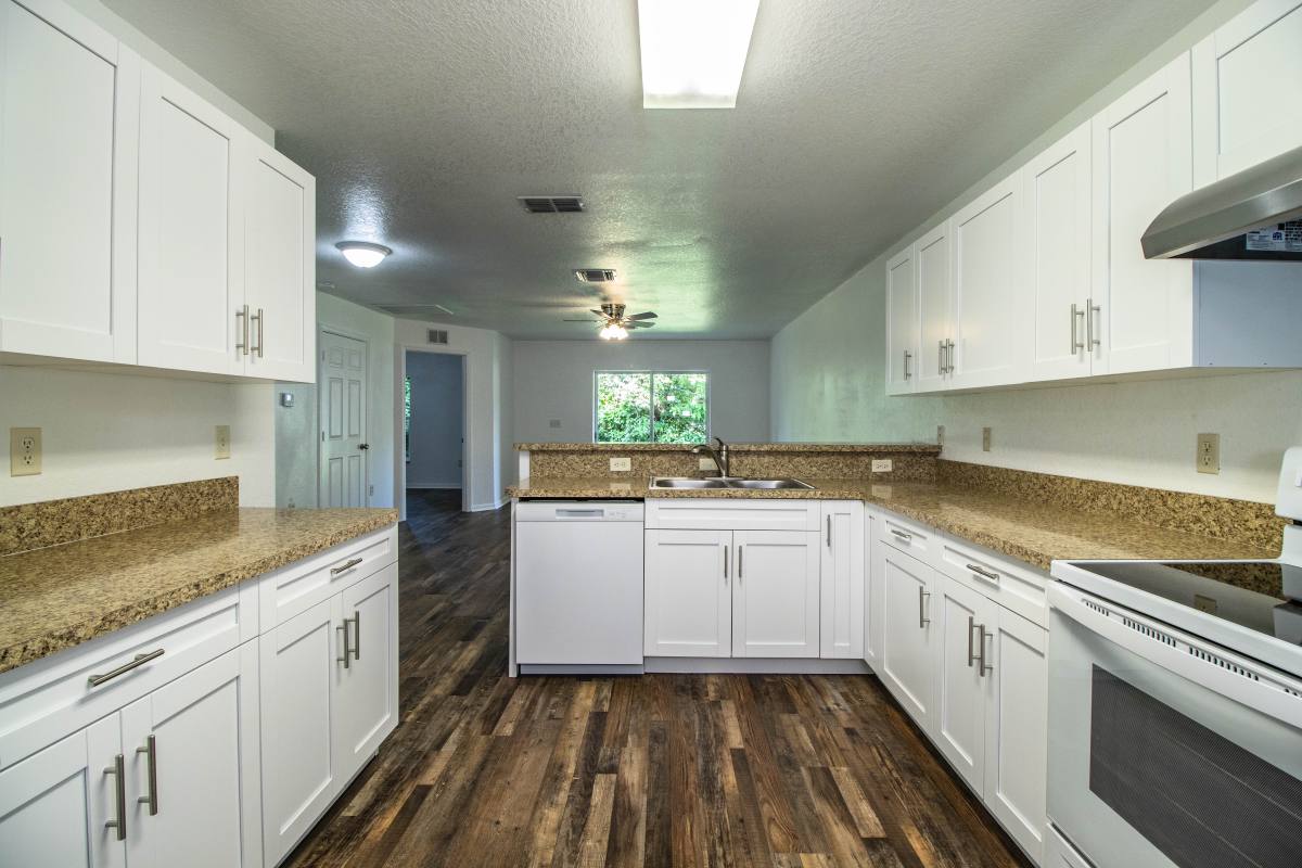 House for rent at 1600 E Hooker St, Bartow, FL 33830