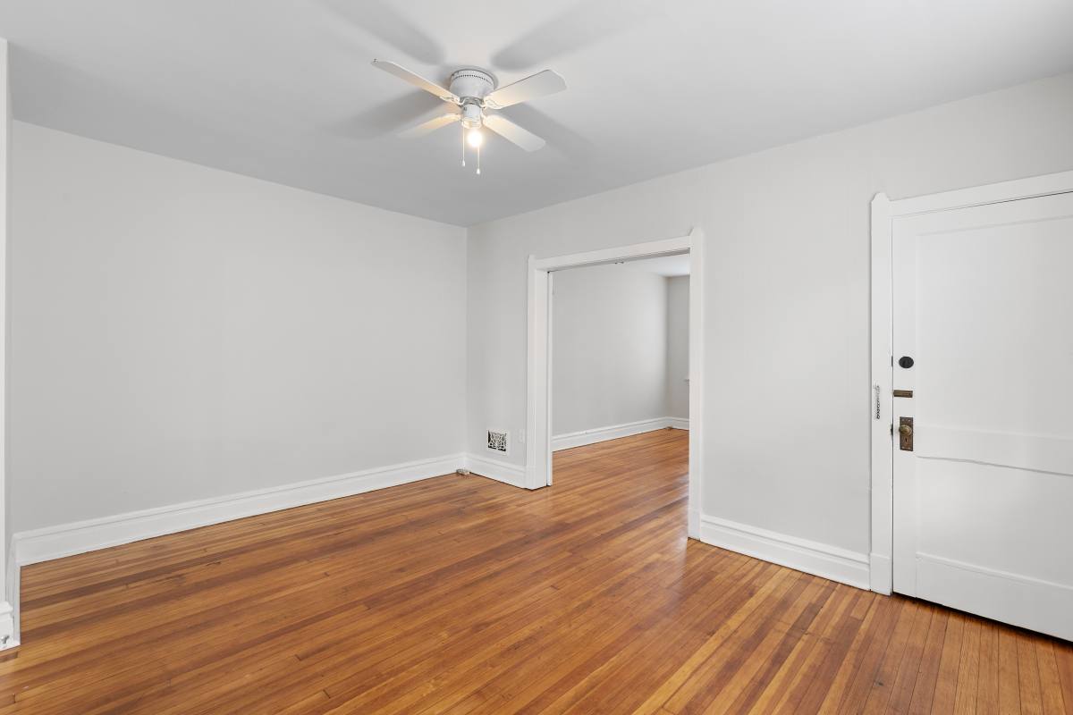 Apartment for rent at 3325 Demenil Place #3325 2FL, Saint Louis, MO 63118