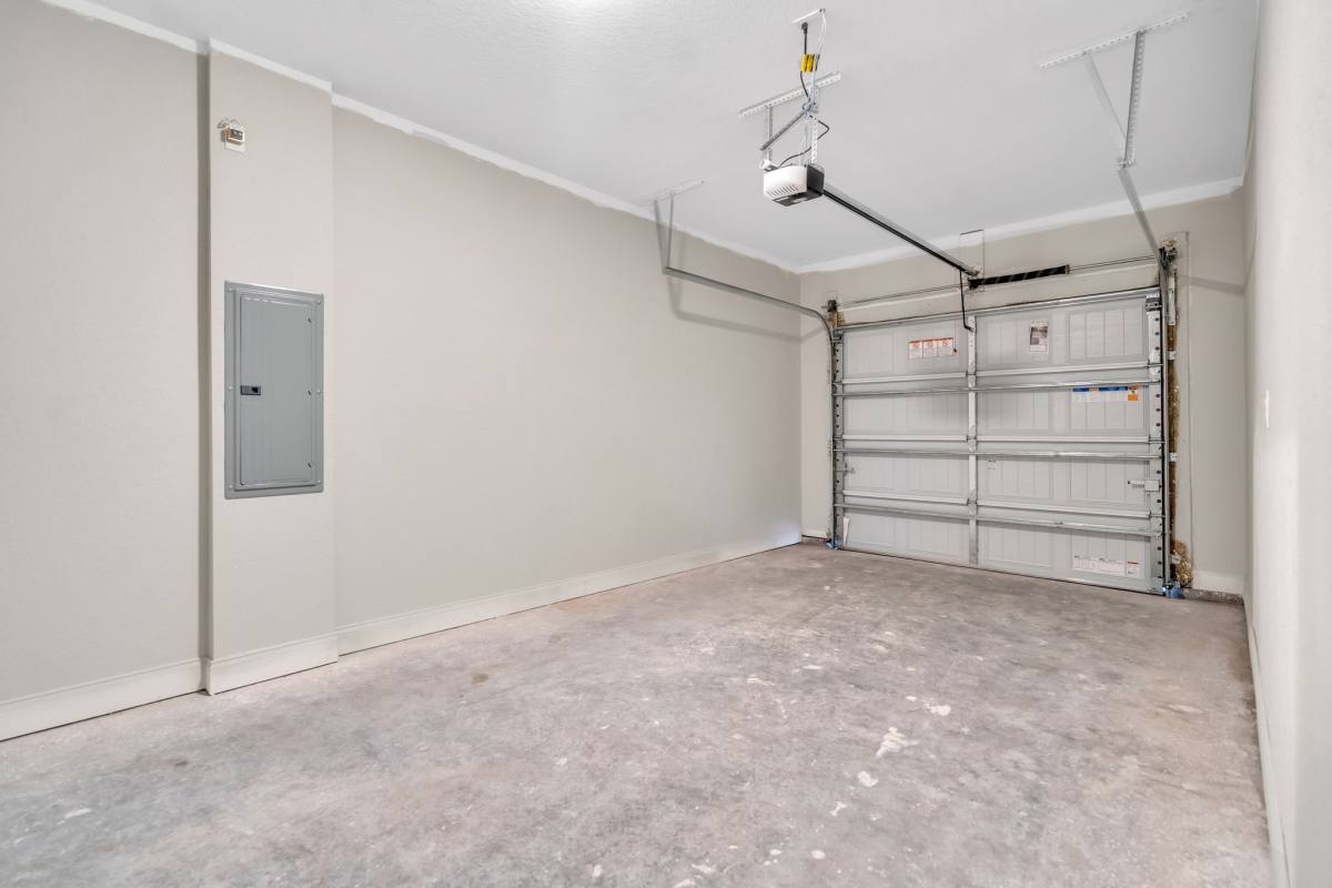 Townhouse for rent at 440 N 1st Ave, Bartow, FL 33830