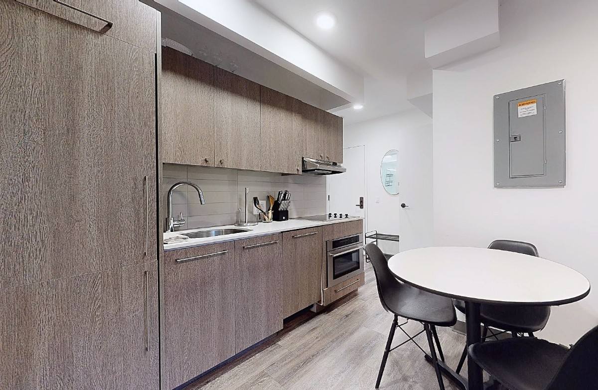 Apartment for rent at 15 E 11th St #5J, New York, NY 10003