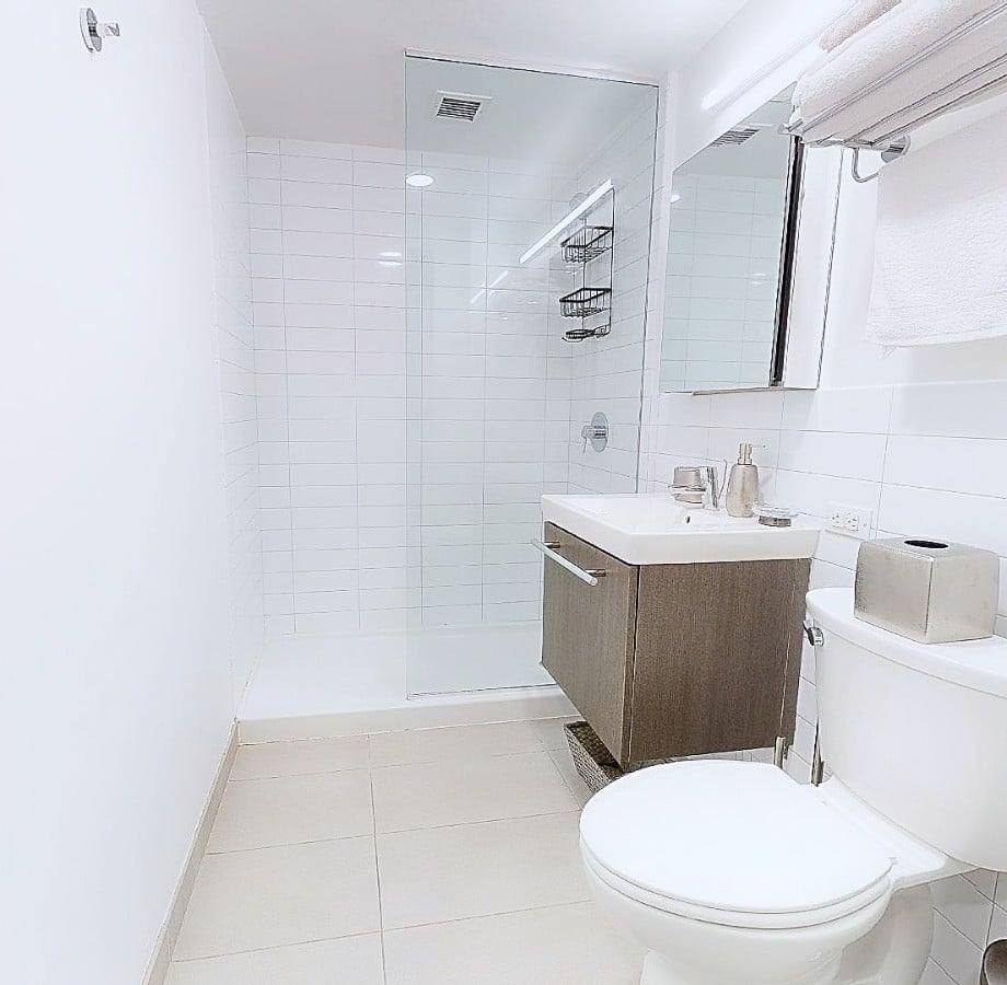 Apartment for rent at 15 E 11th St #5J, New York, NY 10003