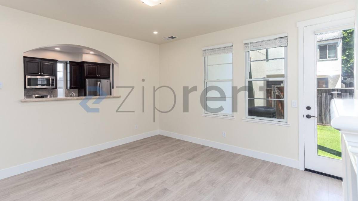 House for rent at 938 Valencia Ave, Mountain View, CA 94040