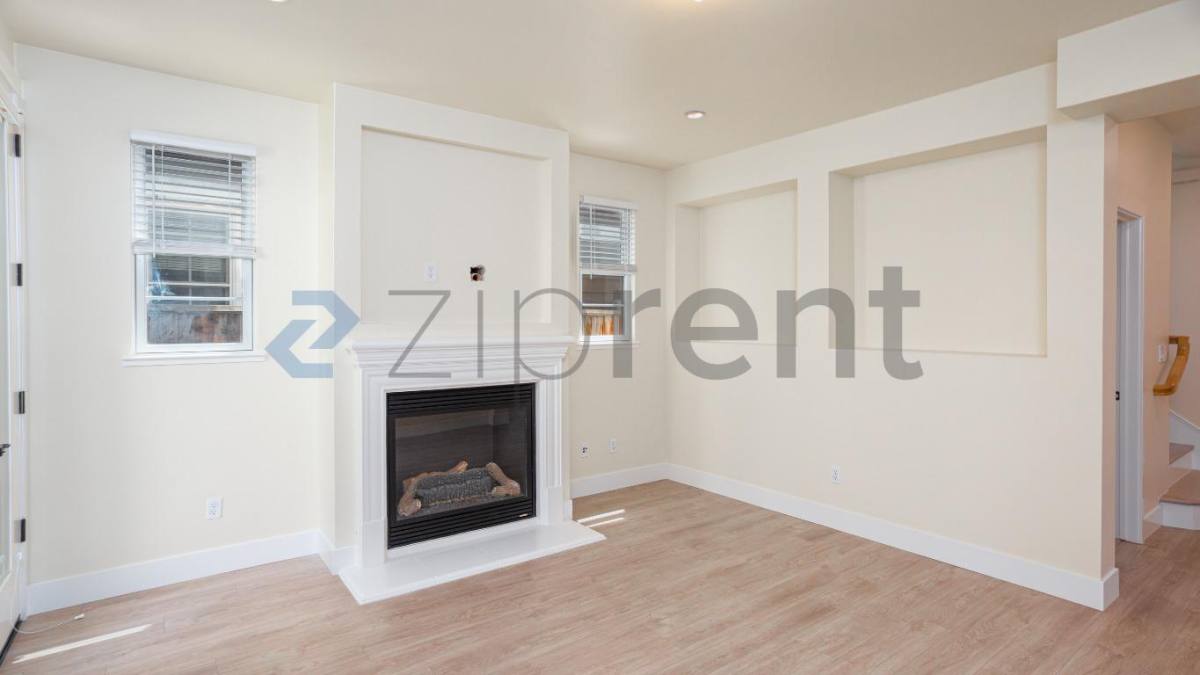 House for rent at 938 Valencia Ave, Mountain View, CA 94040