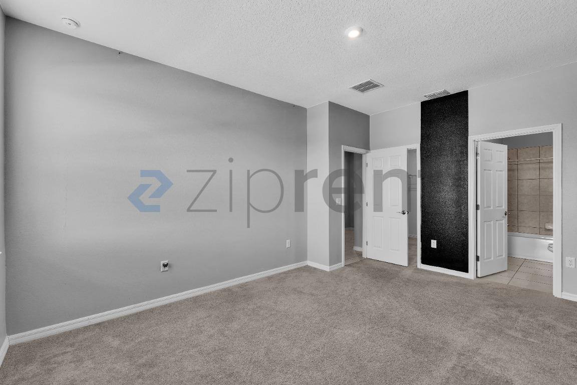 House for rent at 1105 Fig St, Tavares, FL 32778
