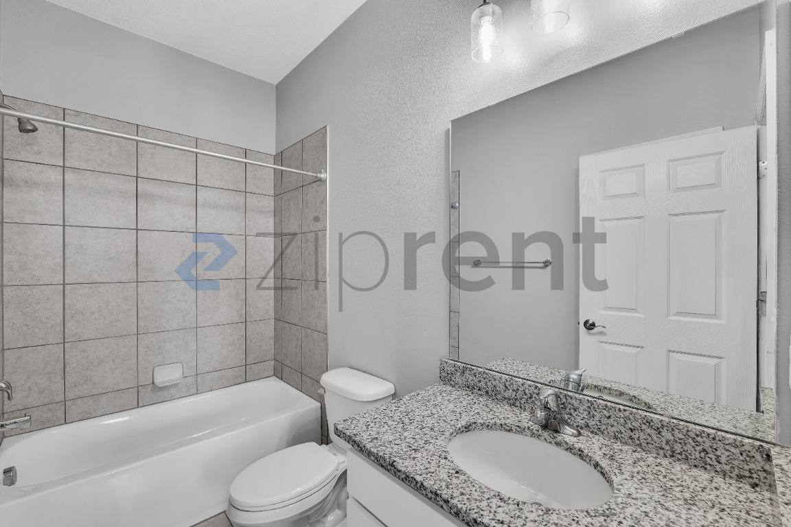 House for rent at 1105 Fig St, Tavares, FL 32778