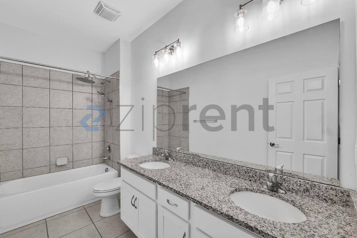 House for rent at 1105 Fig St, Tavares, FL 32778