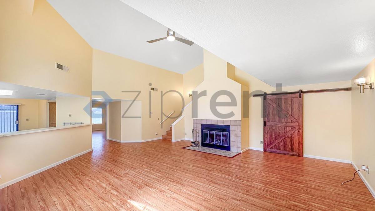 Apartment for rent at 5490 N W Ave #104, Fresno, CA 93711