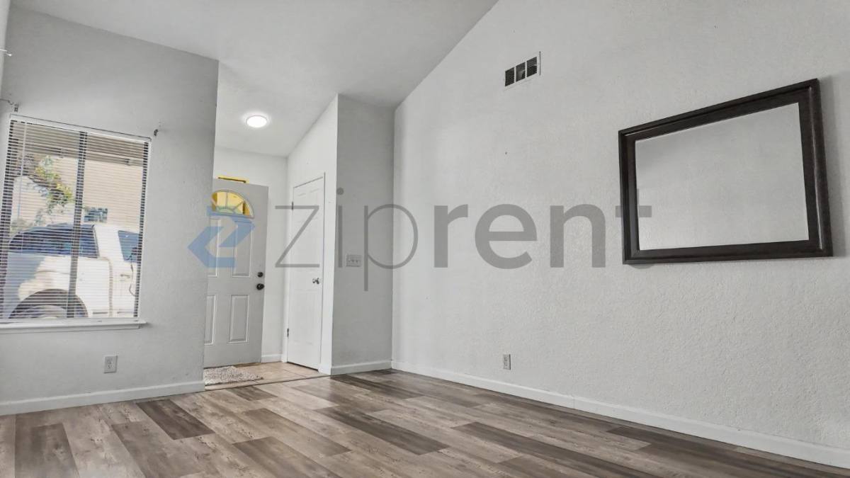 House for rent at 1812 Cirby Way #B, Roseville, CA 95661
