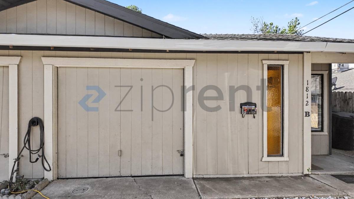 House for rent at 1812 Cirby Way #B, Roseville, CA 95661