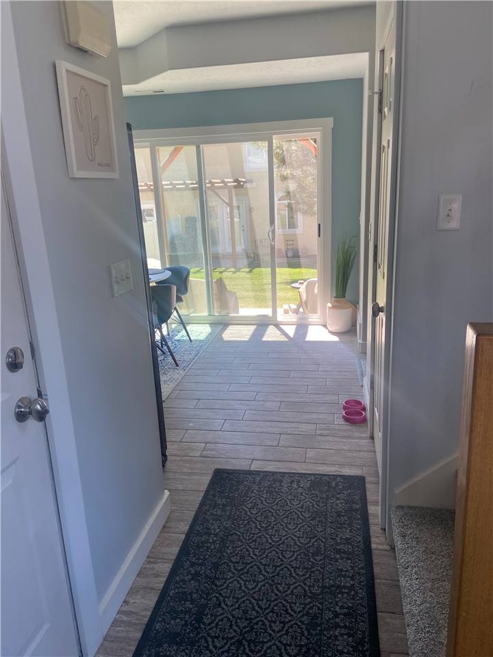 Townhouse for rent at 677 W Villa Bluff Dr, Sandy, UT 84070