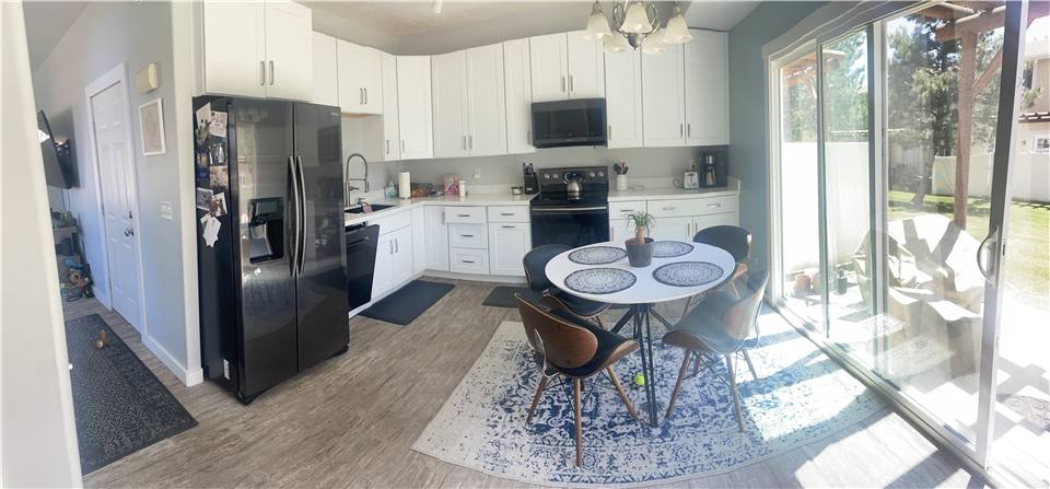 Townhouse for rent at 677 W Villa Bluff Dr, Sandy, UT 84070