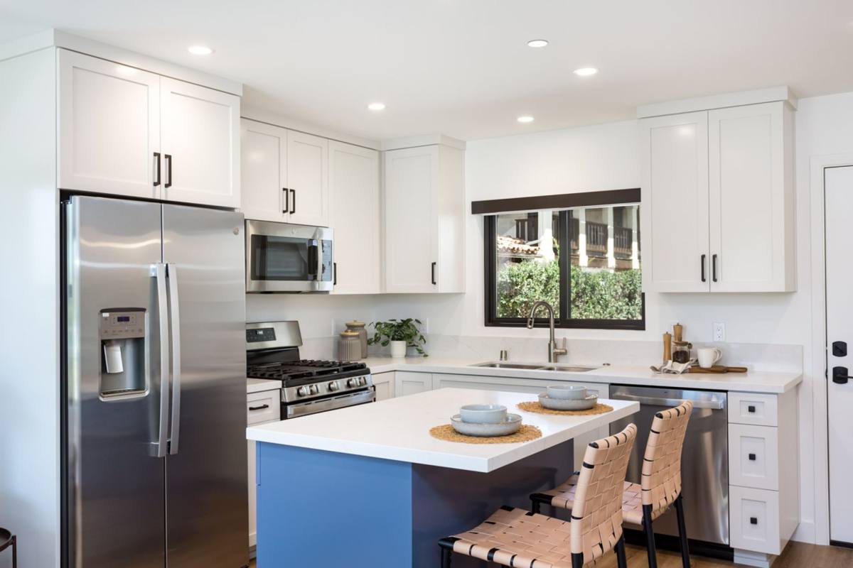 Townhouse for rent at 2610-2612 Juan St, San Diego, CA 92110