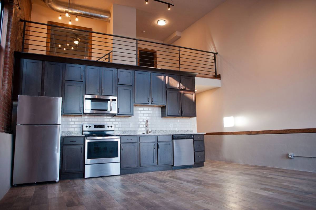 Apartment for rent at 518 W College St, Springfield, MO 65806