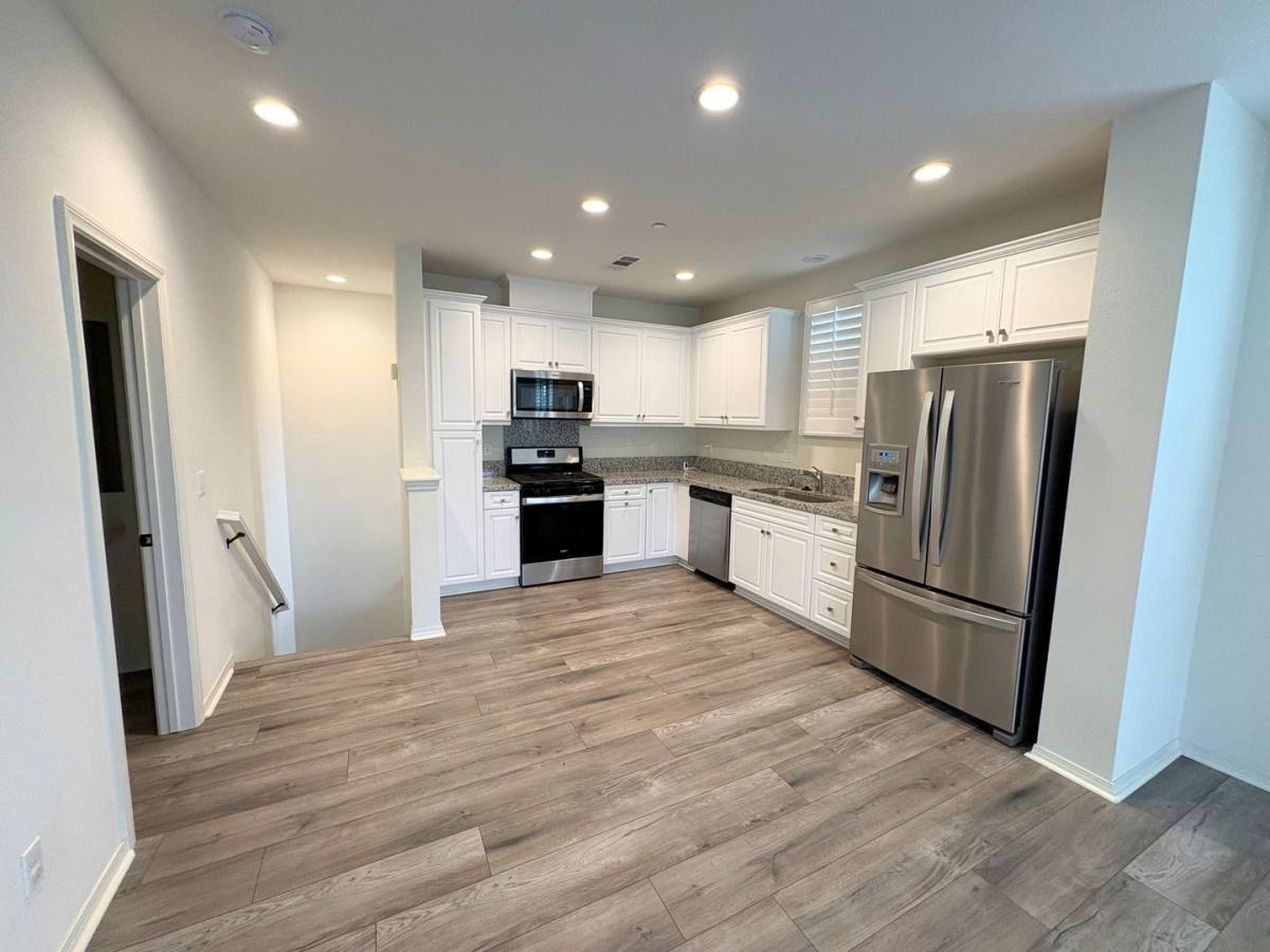 Condo for rent at 2848 E Berry Loop Privado, Ontario, CA 91761