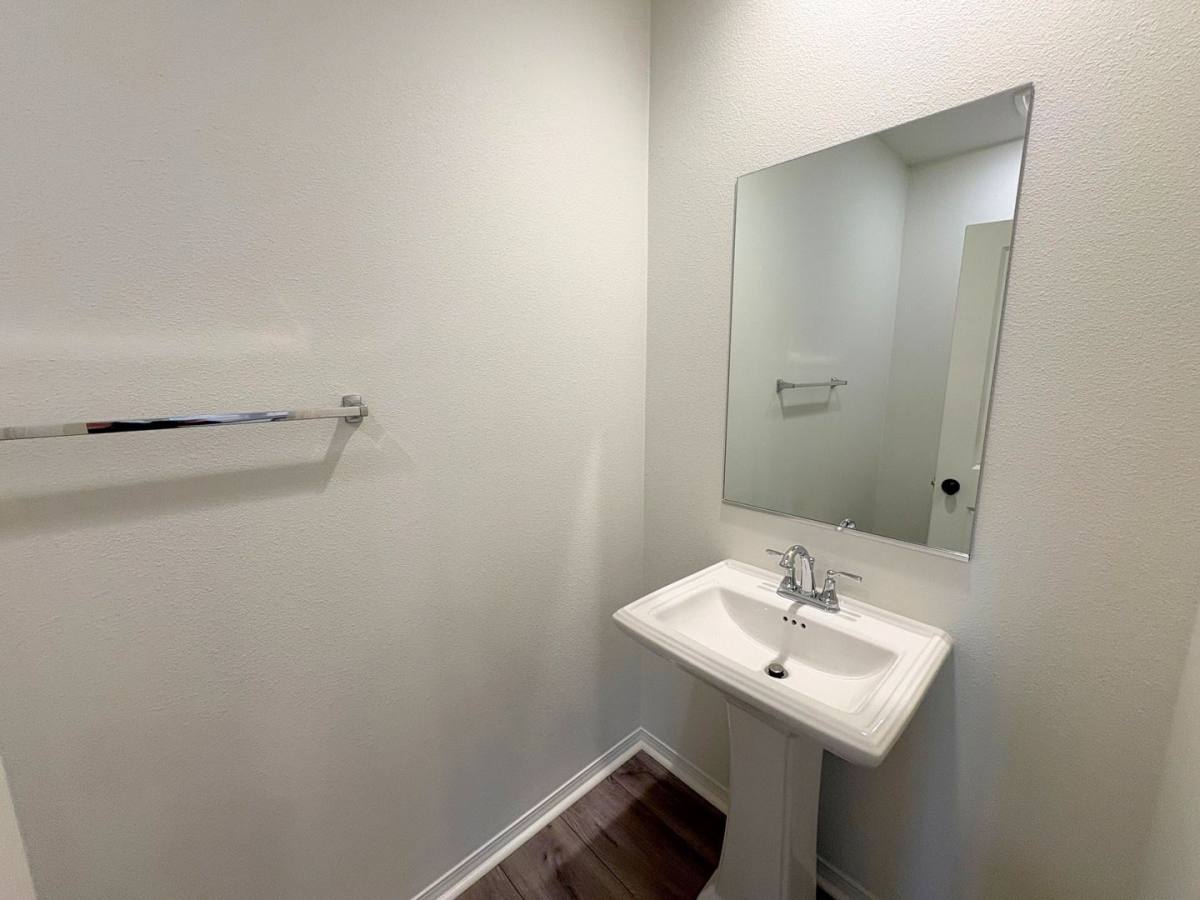 Condo for rent at 2848 E Berry Loop Privado, Ontario, CA 91761