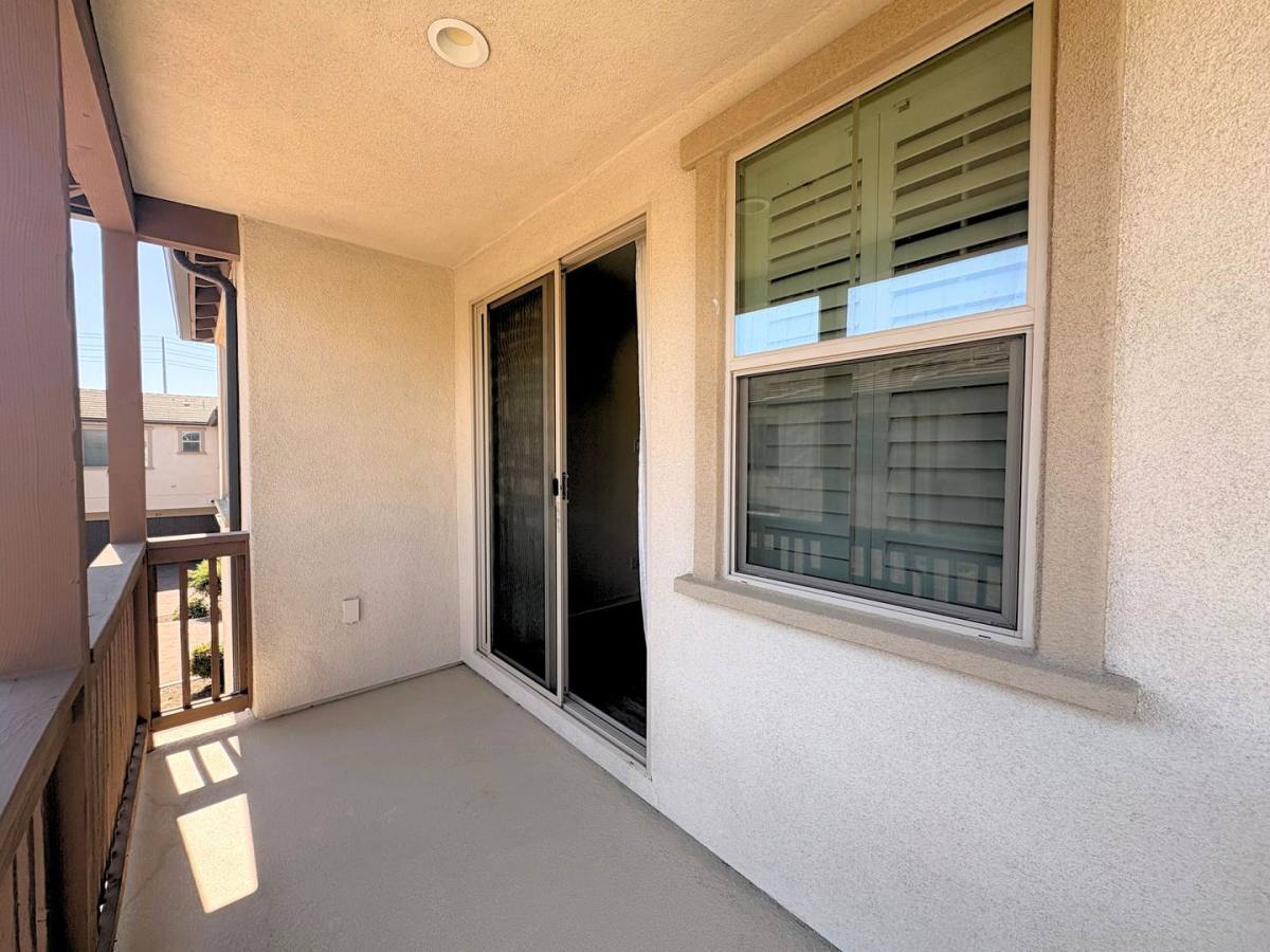 Condo for rent at 2848 E Berry Loop Privado, Ontario, CA 91761