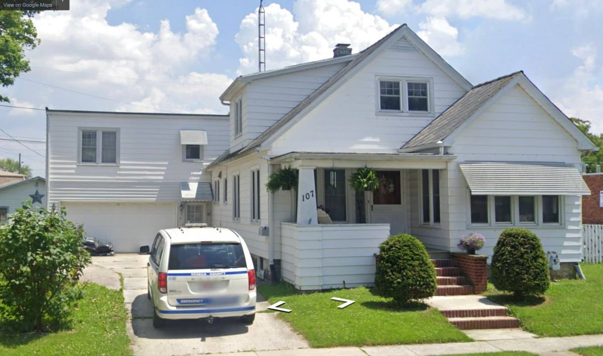Apartment for rent at 107 Melmore St, Tiffin, OH 44883