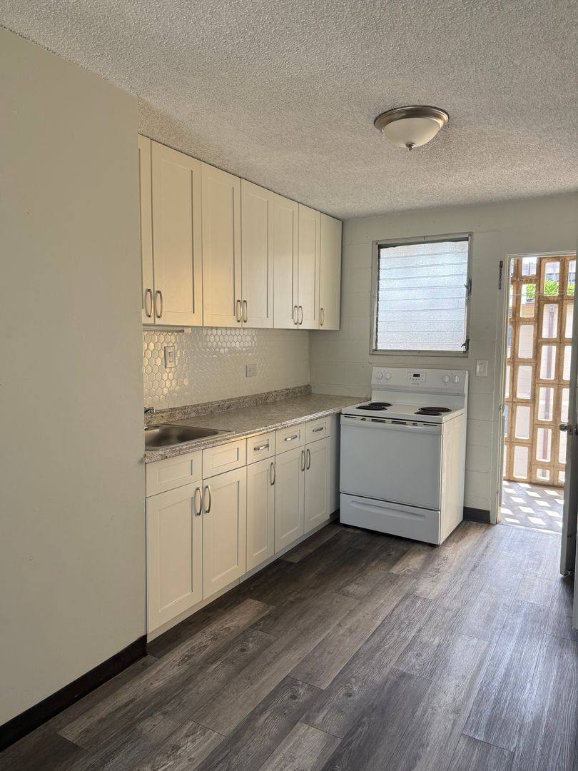 Apartment for rent at 2615 Varsity Place, Honolulu, HI 96826
