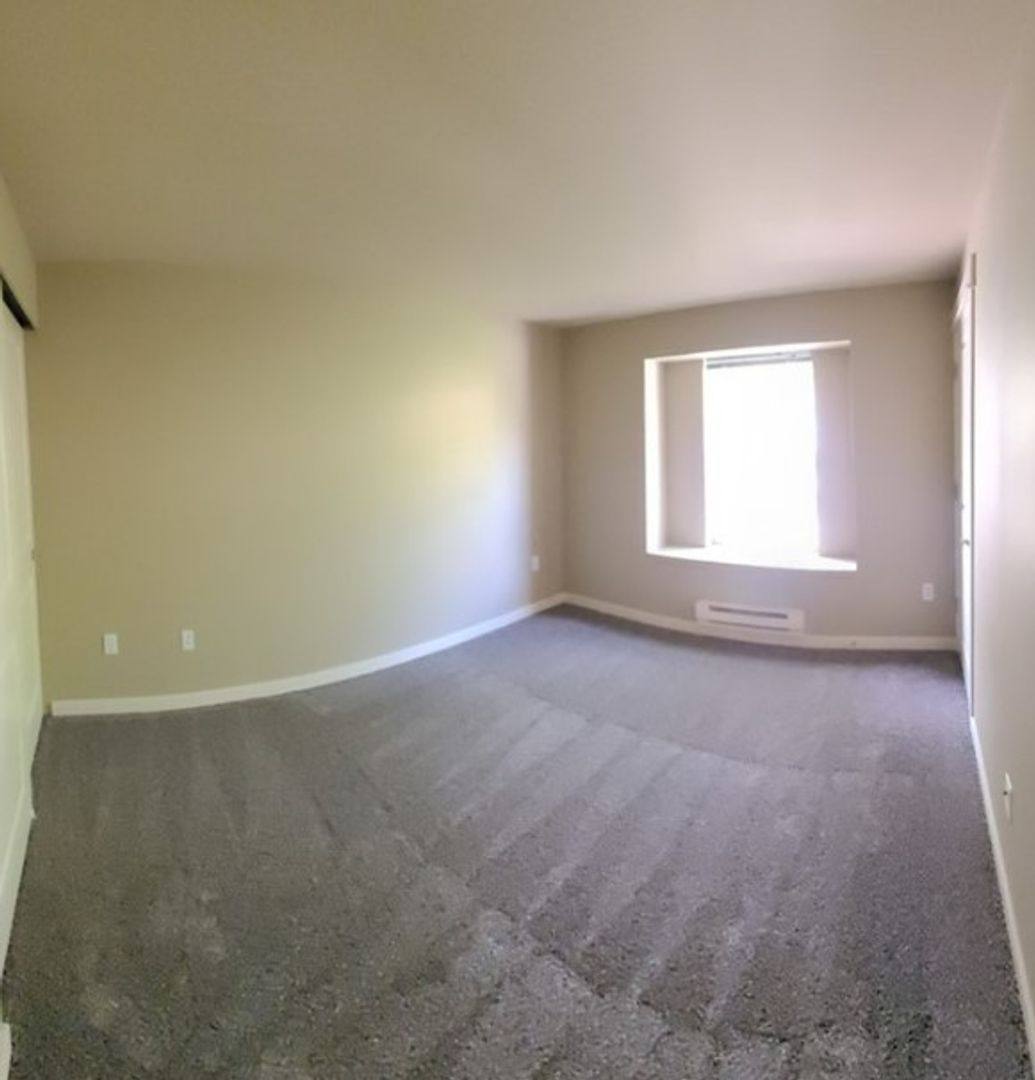 Condo for rent at 7711 NE 175th St, Kenmore, WA 98028