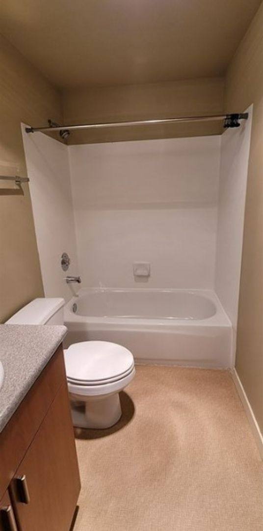 Condo for rent at 7711 NE 175th St, Kenmore, WA 98028
