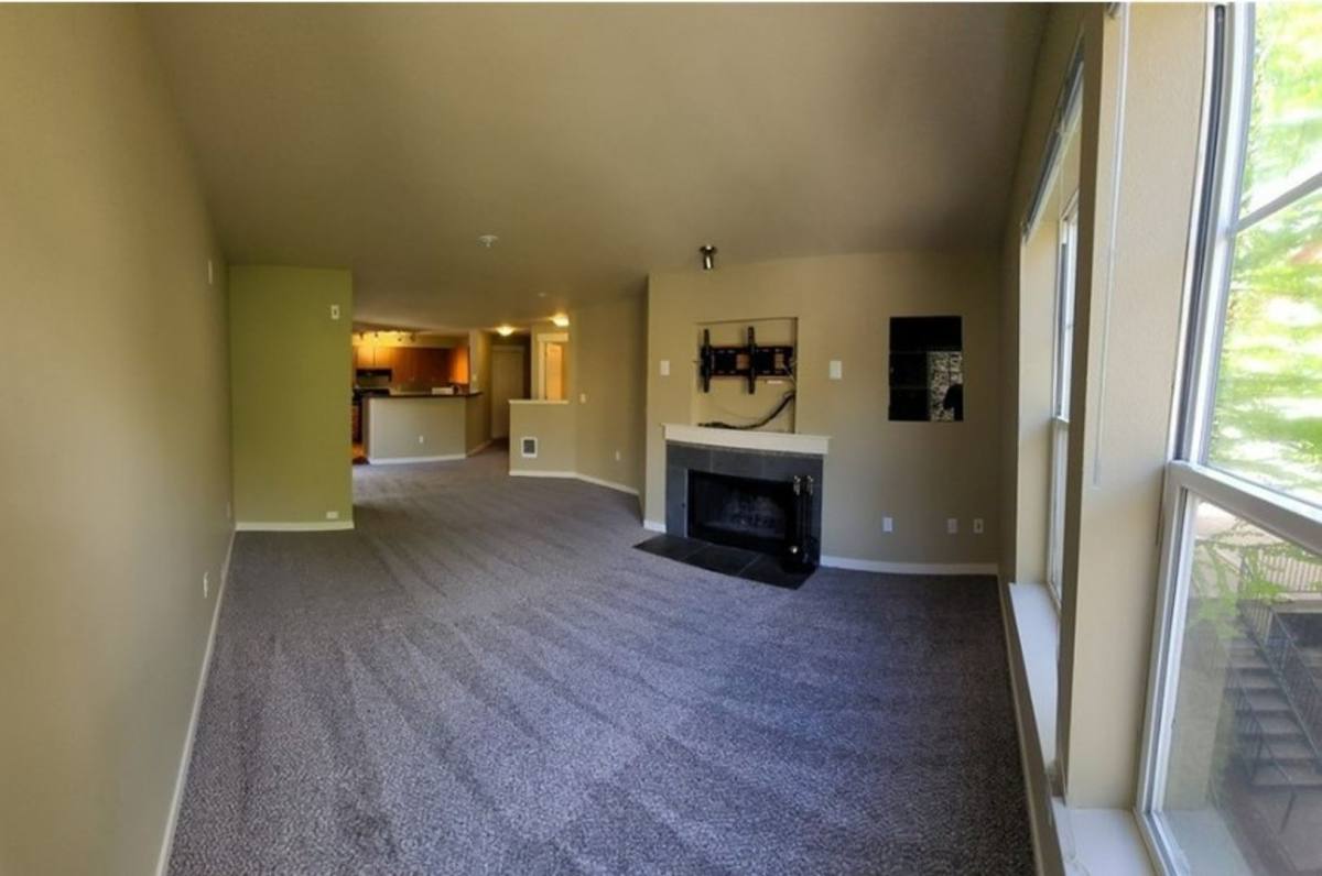 Condo for rent at 7711 NE 175th St, Kenmore, WA 98028