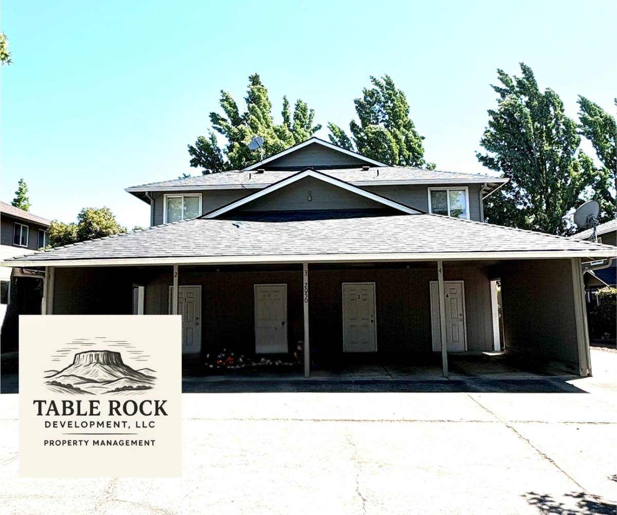 Apartment for rent at 2050 Campus Dr, Medford, OR 97504