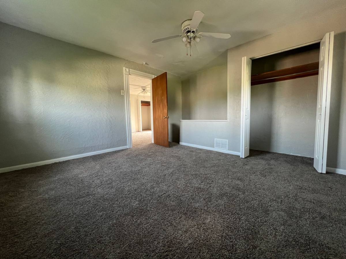 House for rent at 218 Mary St, Homestead, PA 15120