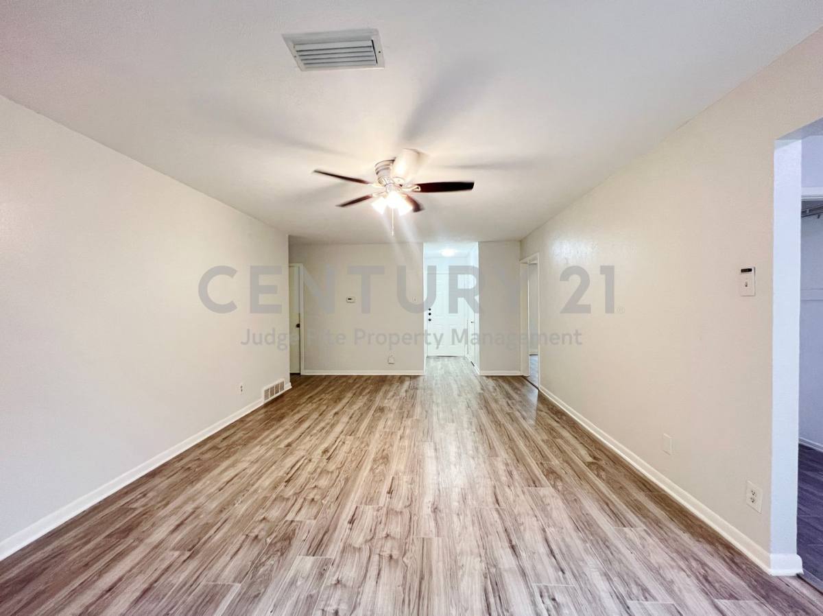 House for rent at 2121 Spanish Trail, Irving, TX 75060