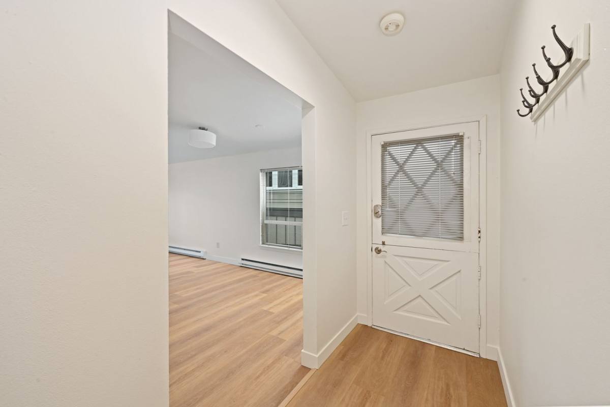 Apartment for rent at 3233 21st Ave W, Seattle, WA 98199