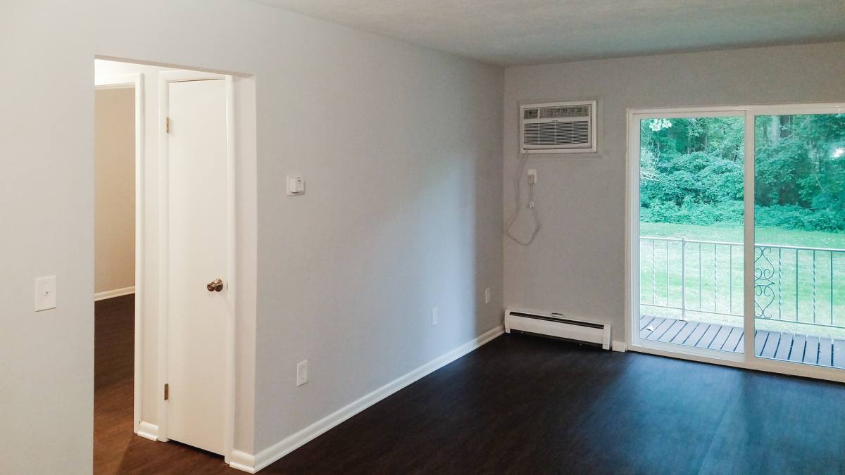 Apartment for rent at 5216 E Lake Rd, Sheffield Lake, OH 44054