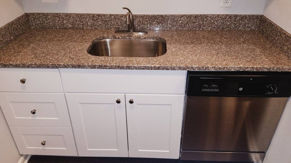 Apartment for rent at 5216 E Lake Rd, Sheffield Lake, OH 44054