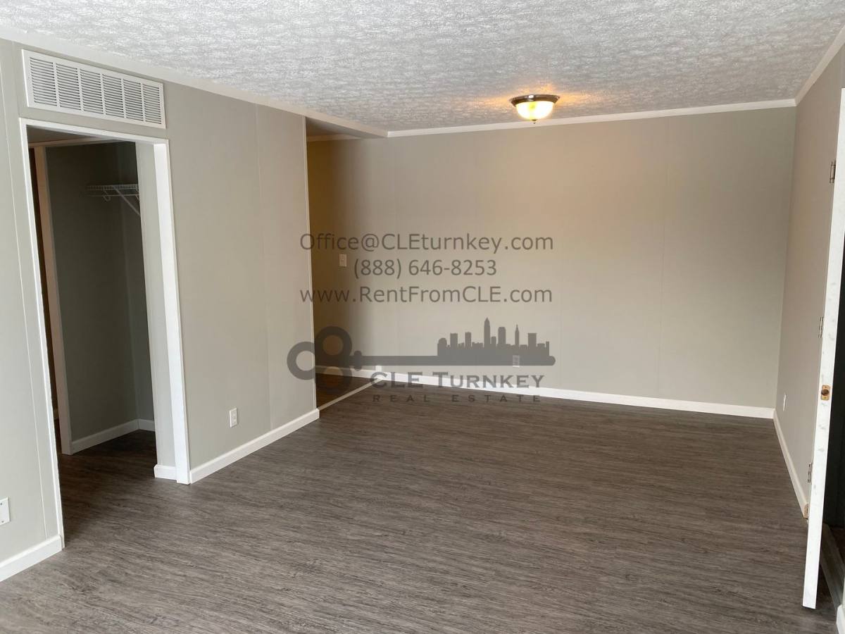 Apartment for rent at 875 Branch Rd, Medina, OH 44256