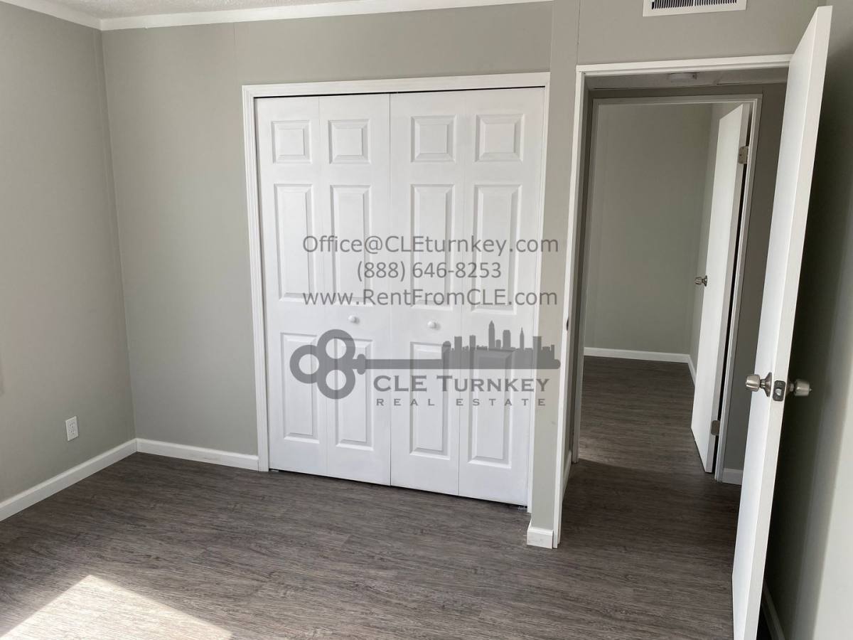 Apartment for rent at 875 Branch Rd, Medina, OH 44256