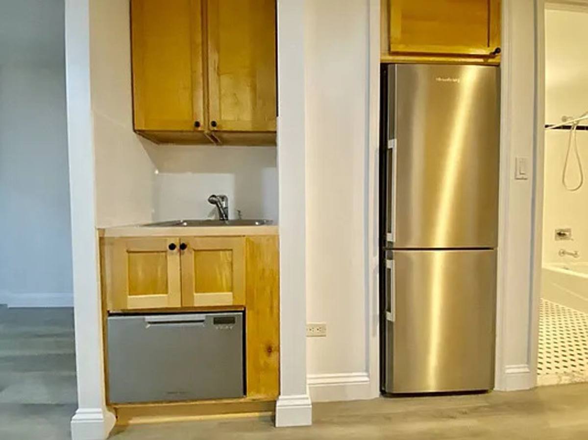Townhouse for rent at 538 W 149th St, New York, NY 10031
