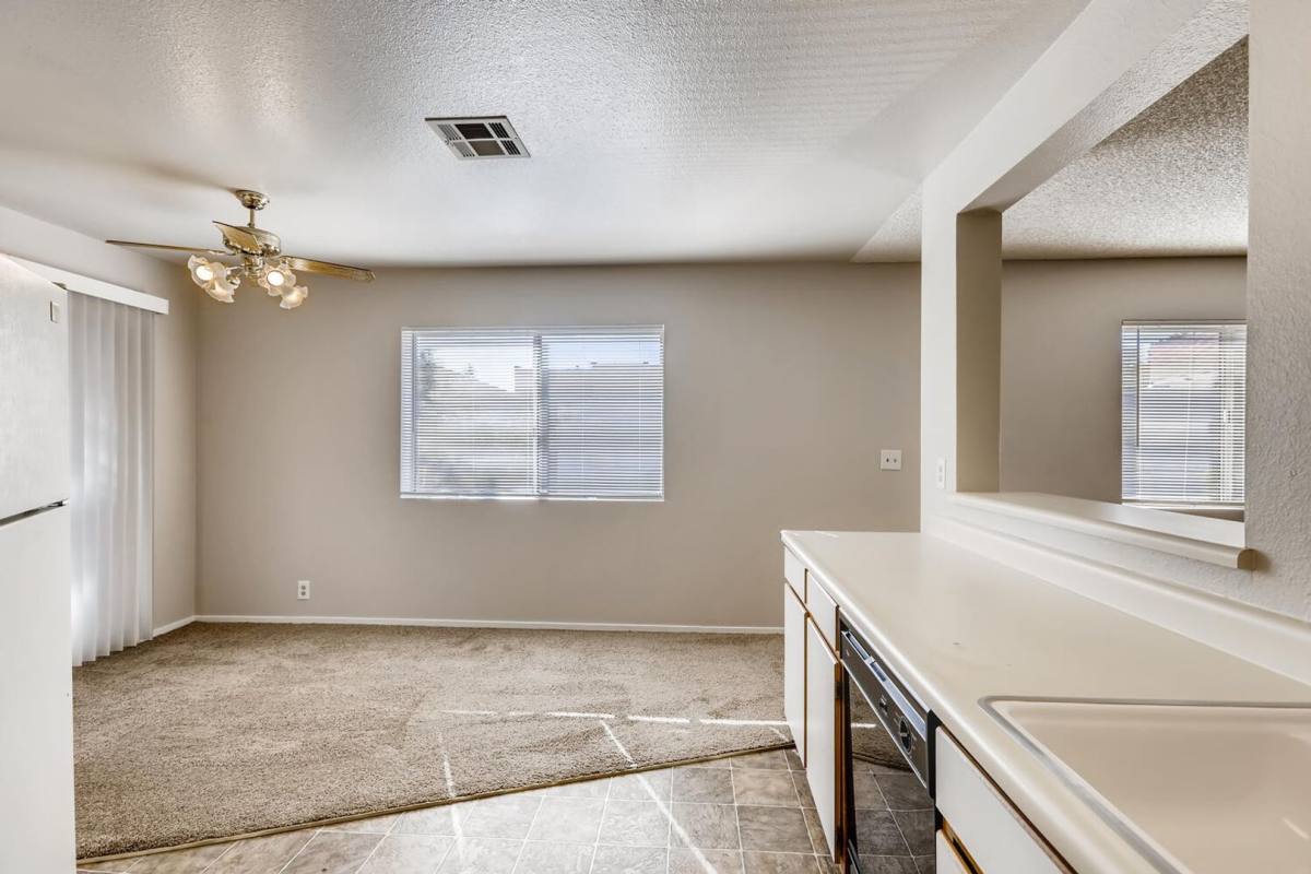 Condo for rent at 5171 Pioneer Ave, Las Vegas, NV 89146