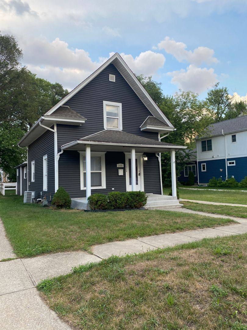 House for rent at 1028 N Lawrence St, South Bend, IN 46617