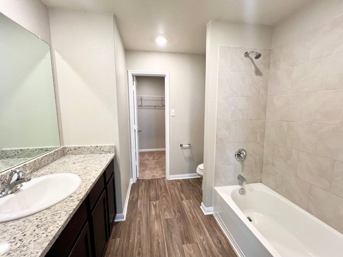 House for rent at 1005 Riverdale Cove, Jarrell, TX 76537