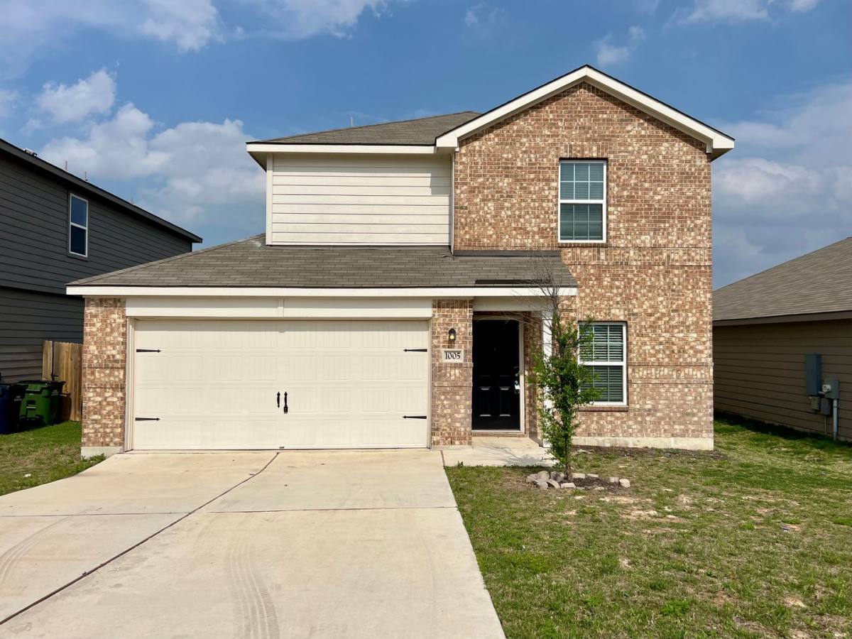 House for rent at 1005 Riverdale Cove, Jarrell, TX 76537