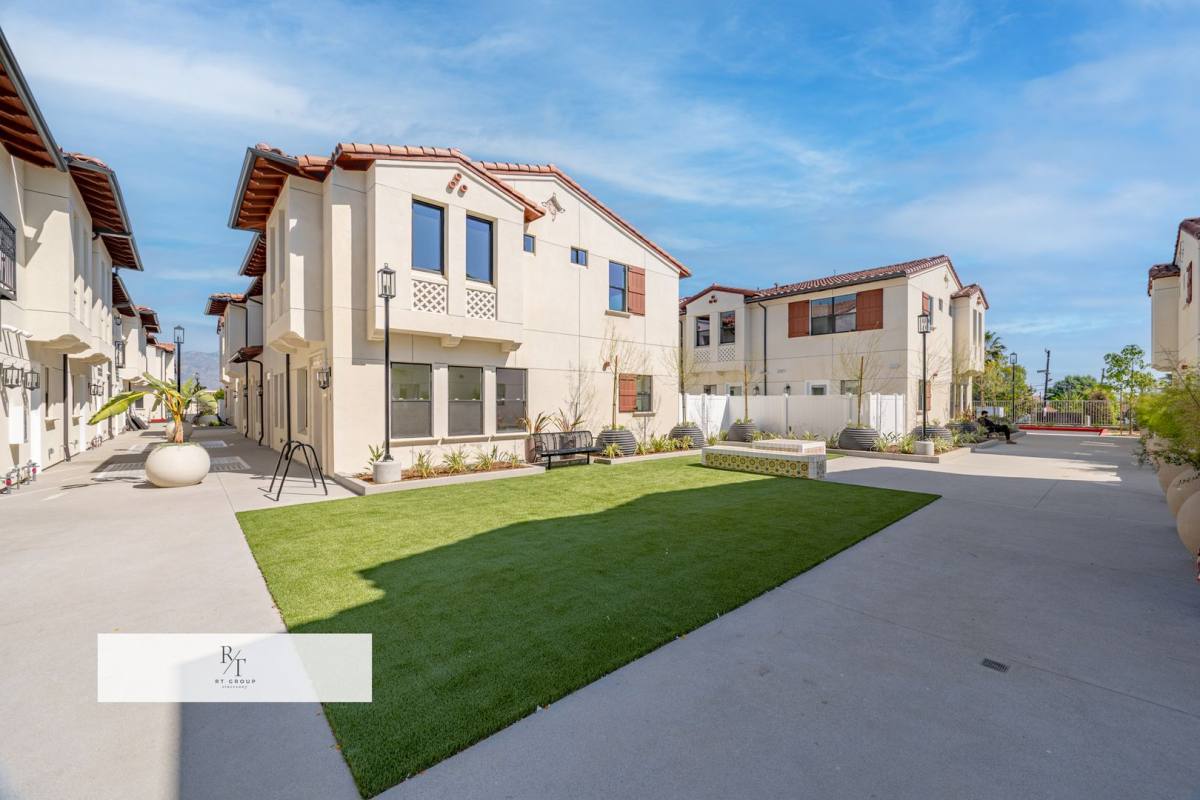 Apartment for rent at 170 N New Ave, Monterey Park, CA 91755