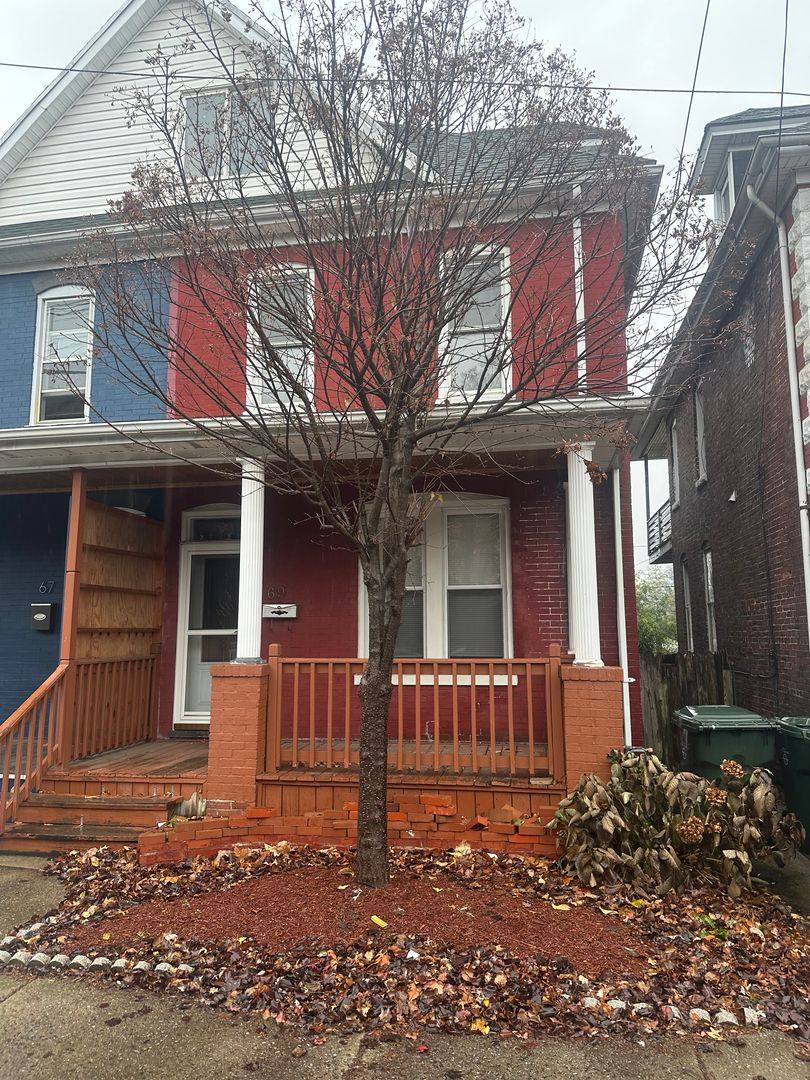 House for rent at 69 W Side Ave, Hagerstown, MD 21740