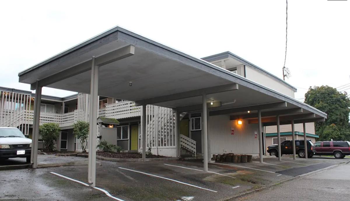 Apartment for rent at 902 S 7th St, Tacoma, WA 98405
