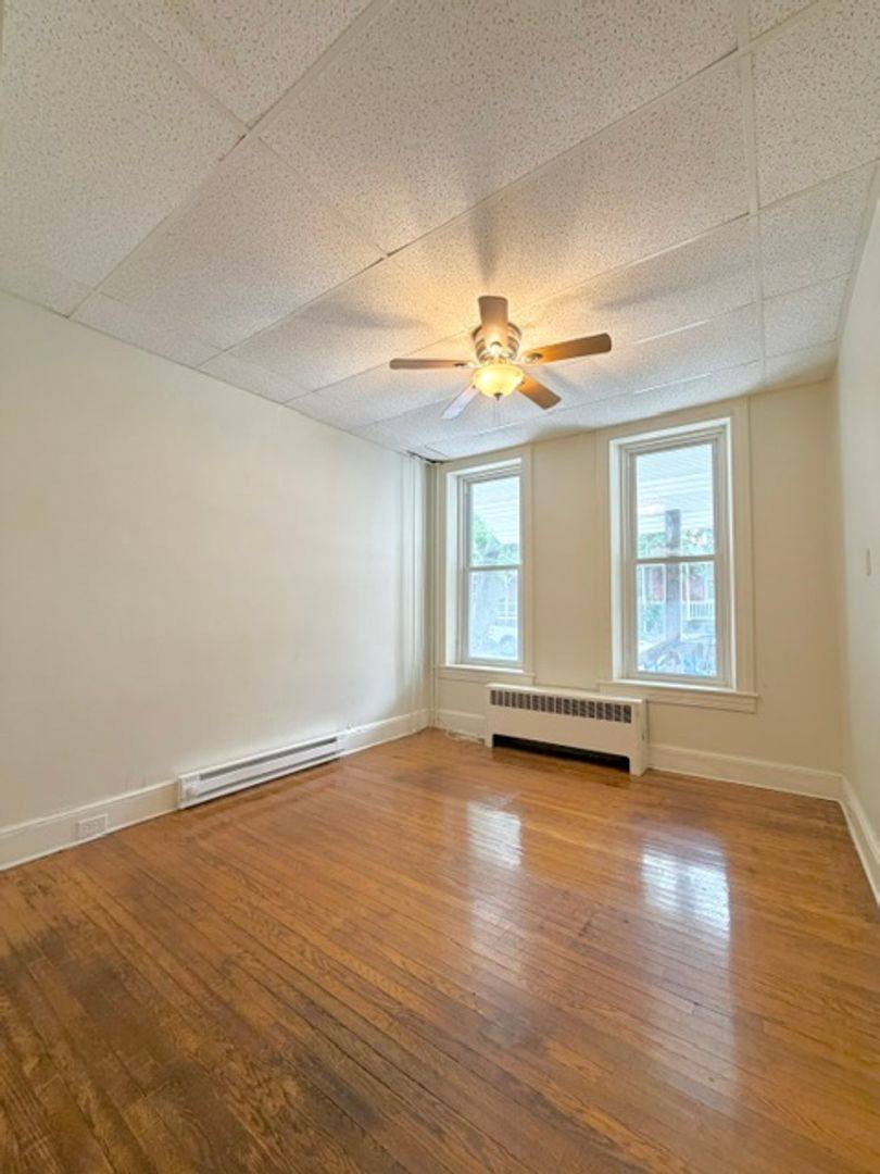 Apartment for rent at 637 W Philadelphia St, York, PA 17401