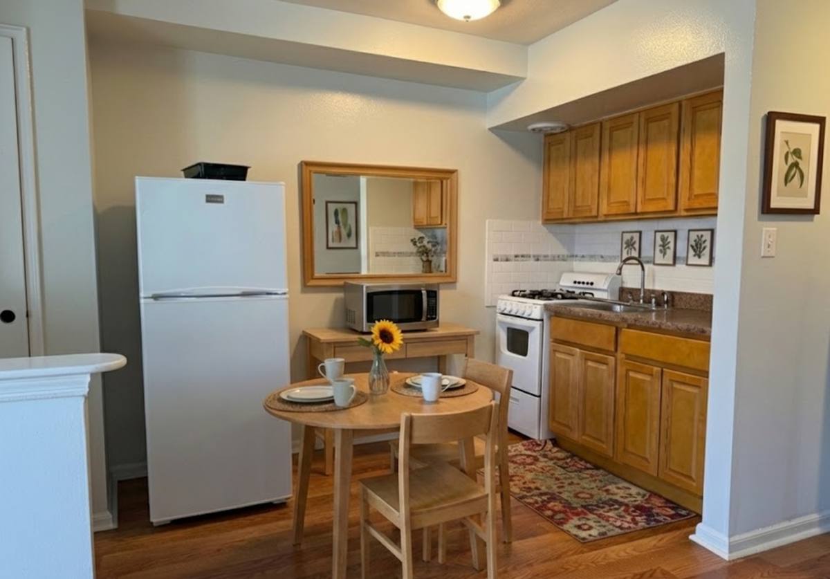 Apartment for rent at 179 W Milton Ave, Rahway, NJ 07065