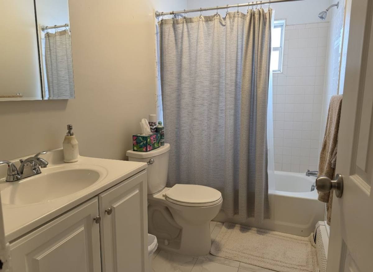Apartment for rent at 179 W Milton Ave, Rahway, NJ 07065